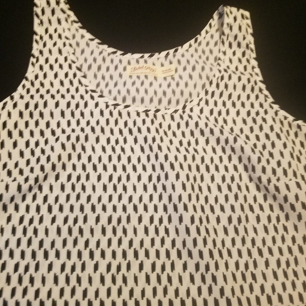 Top - Picture 3 of 4